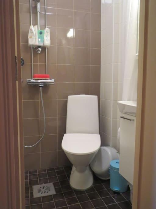 Cosy With Great Location Apartment *